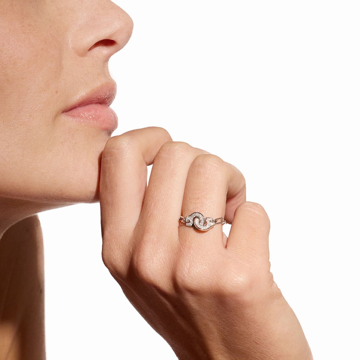 Bague chaîne Menottes dinh van 
