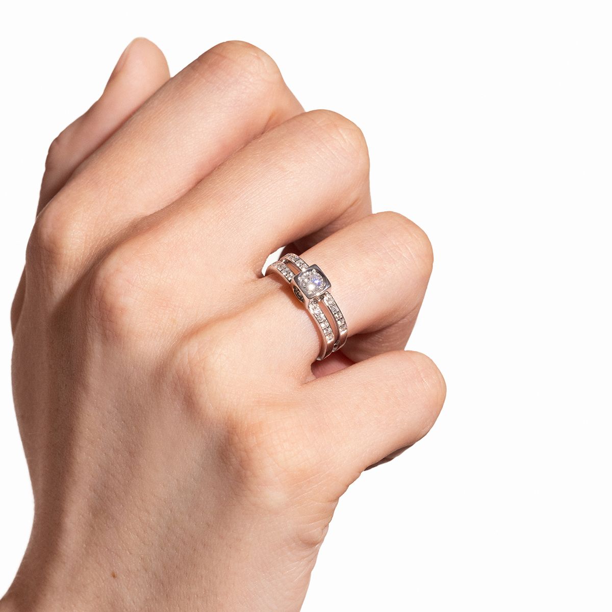 Bague Le Cube Diamant grand modèle pavée
