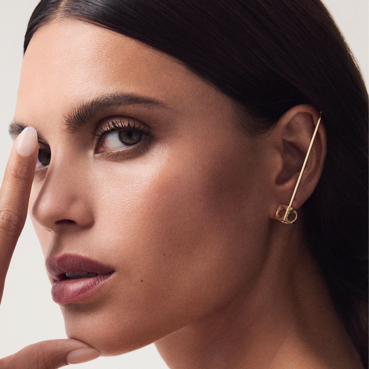 Mono boucle d'oreille Le Pavé